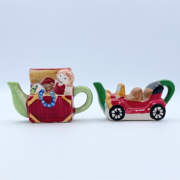 Vintage Wade Red Rose Tea Miniature Teapot Figurines Collectibles Car Toy Chest - Picture 16 of 16